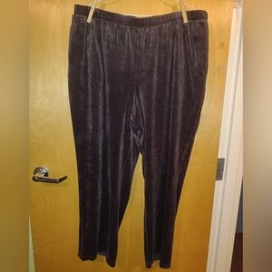 Women's brown velour stretch pants